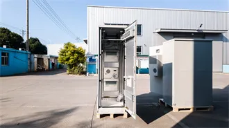 BESS Container vs Traditional Energy Storage: A