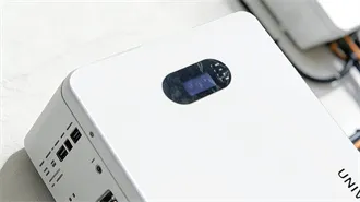Comparison of mobile energy storage containers and traditional