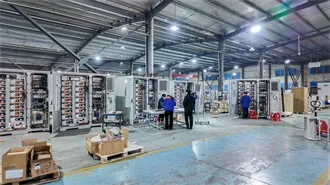 Detection and maintenance of hybrid energy for solar container