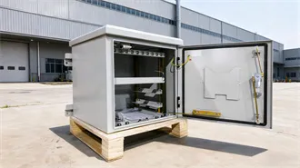 Uninterruptible Power Supply Hours: UPS Runtime Calculator & Real