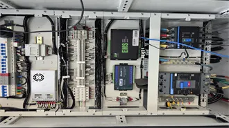 Is there electricity on the solar container communication station