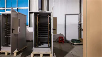 Liebert® DCD Active, 50kW | Water-Cooled Rack Door
